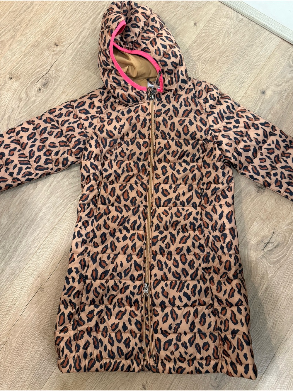 Amazon Essentials Girls' Leopard Print Hooded Puffer Coat in Pink and Brown
